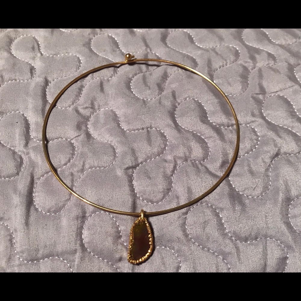 Gold Wire Choker w/ Pendant
